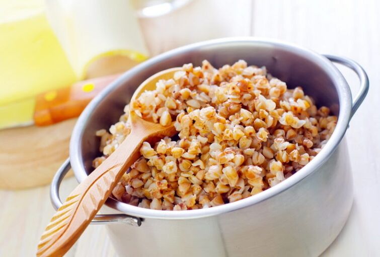 portion of steamed buckwheat on a diet