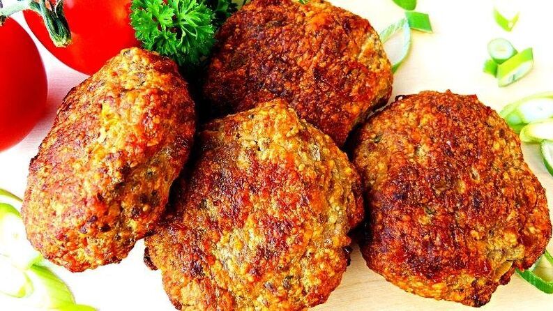Chicken cutlets - a hearty option to eat on the menu for the day of chicken diet 6 petals